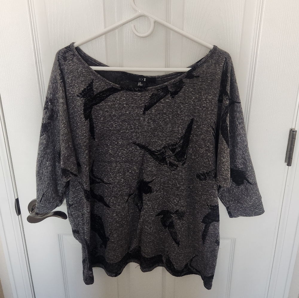 Forever 21 sweater top